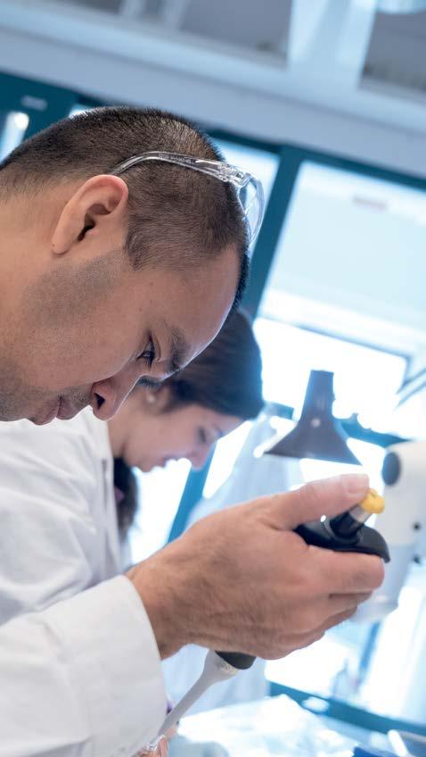 54 AKTIEBOLAG SKATT PÅ KAPITALVINSTER OCH UTDELNING För ett aktiebolag beskattas alla inkomster, inklusive skattepliktig kapitalvinst och utdelning, i inkomstslaget näringsverksamhet med 22 %.