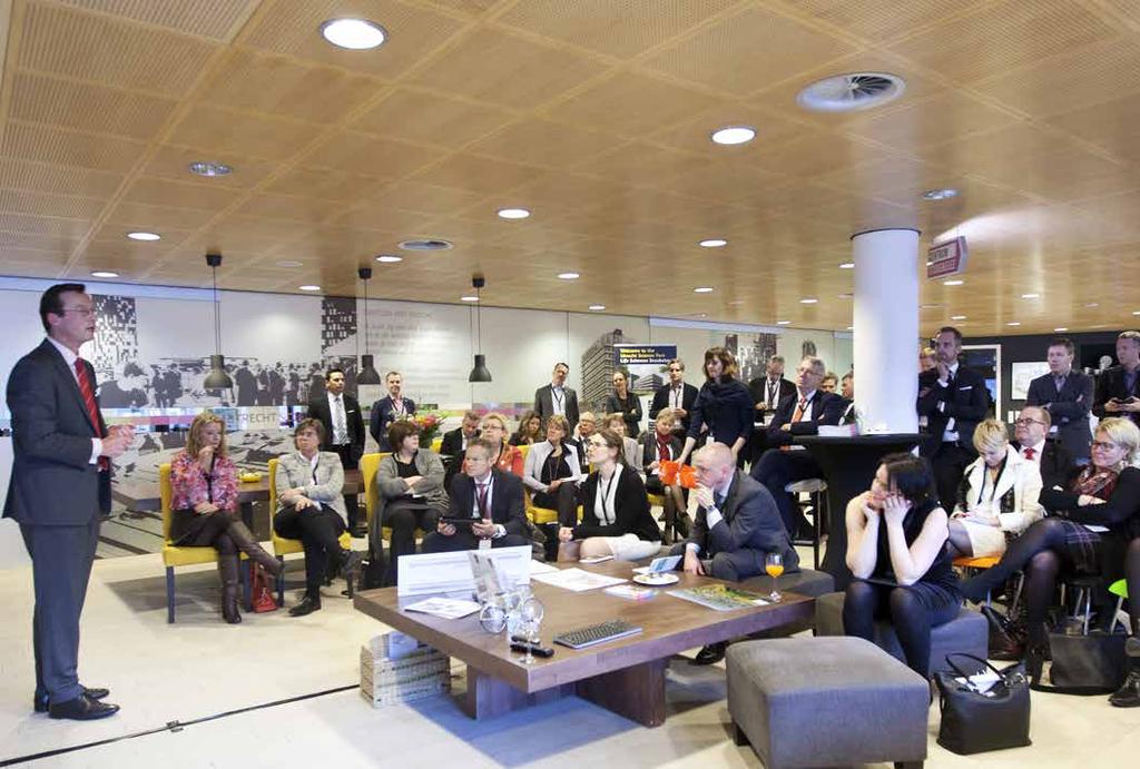 Därefter presenterades exempel från Sverige på nya arbetssätt inom vården i Norrtälje kommun/stockholms läns landsting och Västerbottens läns landsting.