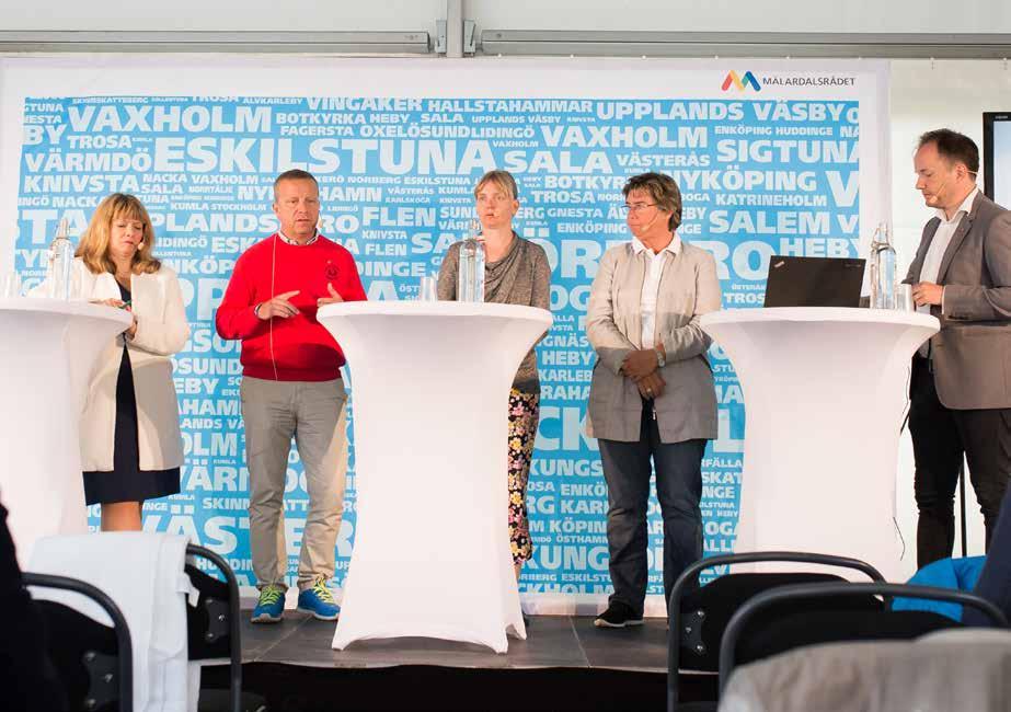 politik, näringsliv och akademi i Nederländerna. Därefter följde panelsamtal med representanter för regionens politik, näringslivet och akademin i regionen.