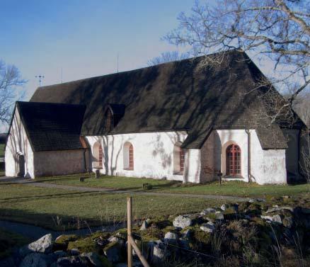 Utöhus byggdes av släkten Schack och beboddes endast av dess medlemmar och gäster. Huset förföll i och med att släkten ebbade ut.