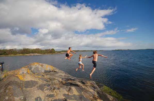 ATT FÖRVALTA HAVSMILJÖN Foto: Maria Lewander/Grön idé Aktionsplanens övergripande mål är att Östersjön är frisk och välmående, med ett ekosystem i balans, och kan brukas på ett hållbart sätt.