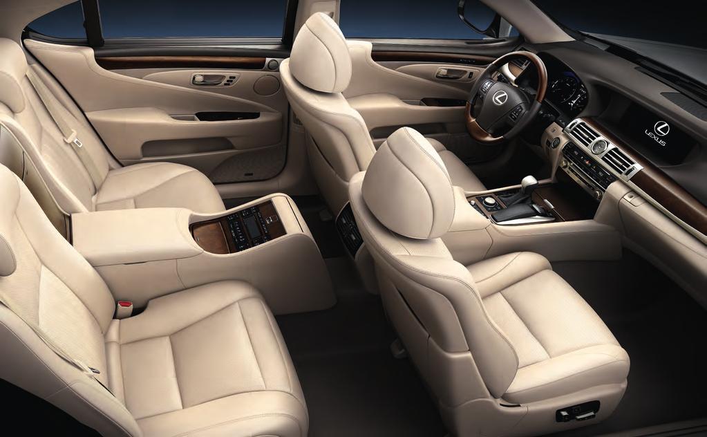 LEXUS LS EN MÅTTSTOCK NÄR ENDAST DET ALLRA BÄSTA ÄR GOTT NOG. SUVERÄN KOMFORT, SÄKERHET UTÖVER DET VANLIGA PLUS NÅGOT HELT OVÄNTAT.