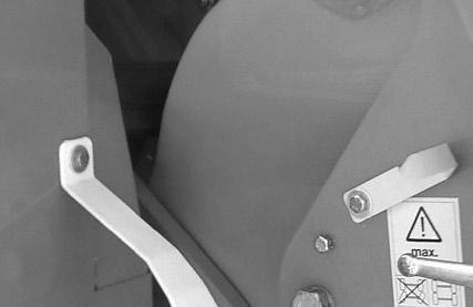 Idrifttagande Anvisningar för färder på allmän väg med en Jumbo 10010 Maskinen har överlängd och är därför bara delvis godkänd för färder på