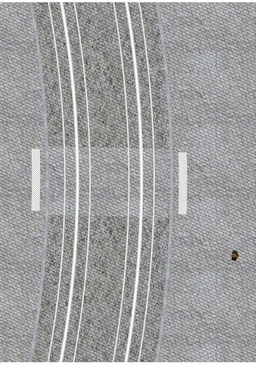 Samtidigt som det upplevs något disharmoniskt att en passage inte anpassar sig till sin omgivning, upplevs det stringent att dess utformning följer en mall som känns igen från andra platser i staden.