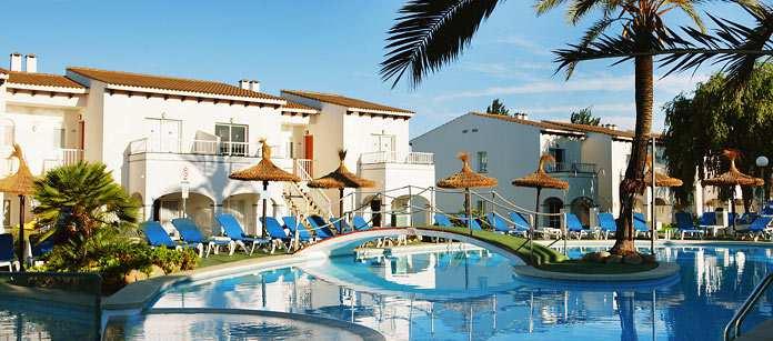 SunGarden Sea Club SunGarden Sea Club är en populär familjeanläggning vid sidan av de livligaste delarna av Alcudia men på bekvämt gångavstånd till stranden.