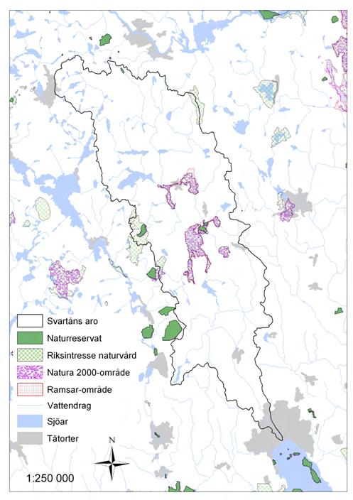 Naturreservaten Komossens domänreservat, Fläckebo och Höskovsmossen är belägna inom Svartåns avrinningsområde. Stora delar av Svartåområdet är också utpekat som Natura 2000- område och riksintresse.