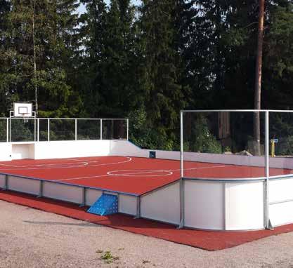 För att alla ska kunna nyttja våra anläggningar, under rådande säkerhetsföreskrifter, har vi minst en handikappingång per anläggning vi installerar.