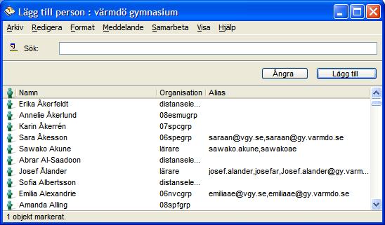 Katalogen i FirstClass är en lista över de användare och konferenser som man kan skicka mejl till genom att bara skriva in deras namn i Till-fältet när man skriver ett mejl.