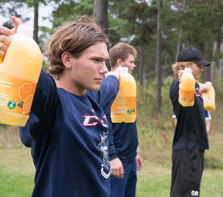 Namn och ålder: Erik Olsson, 20 år 2.