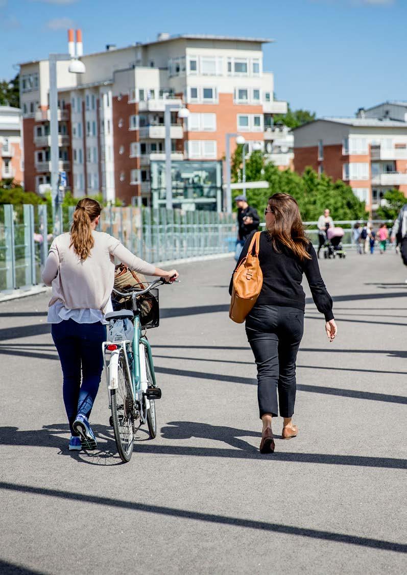 Inledning Bakgrund Kommuner ska, enligt plan- och bygglagen (PBL), ha en aktuell översiktsplan som omfattar hela kommunen.