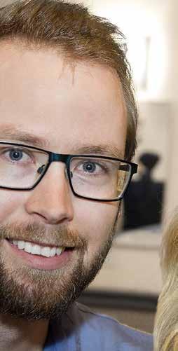 För barn sker den typiska olyckan på en sparkcykel eller studsmatta. Barn har mjukare ben i käken och därför är det också mer vanligt att hela tänder lossnar.