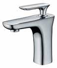 Tvättställsblandare i förkromad mässing TOTALHÖJD: 151 mm TOTALHÖJD: 141 mm TOTALHÖJD: 176 mm