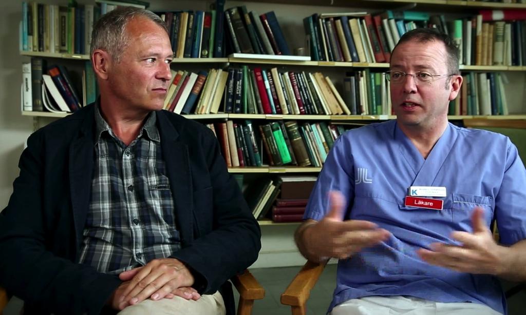 TELEMEDICINPROJEKT FÖR PARKINSONVÅRD Fjärrkonsultationer mellan universitetsanslutna specialister på rörelserubbningar och lokala neurologer för att förbättra vården av patienter i komplikationsfas.