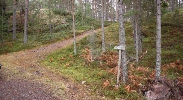 PARKERINGSFICKA Möjlighet för parkering i parkeringsficka/rundkörning (Bild2) utan skyltning.