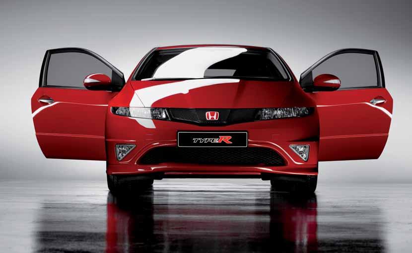 05 06 exteriör design Nya Civic har förstås varit utgångspunkten vid formgivningen av Civic Type R, men