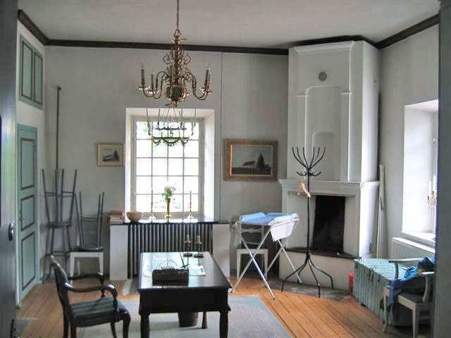 (JLST) 1714 Specifika inventarier altartavla En ny altartavla införskaffades. Den tillverkades av Sven Segervall, Eksjö. (JLST) 1716 Vård/underhåll Klockstapeln som stod invid kyrkan omtjärades.