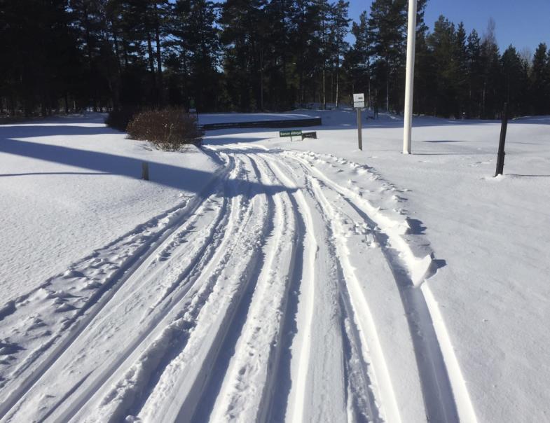 Arbetet utförs av Olandsbyggarna och går helt enligt upprättade planer.