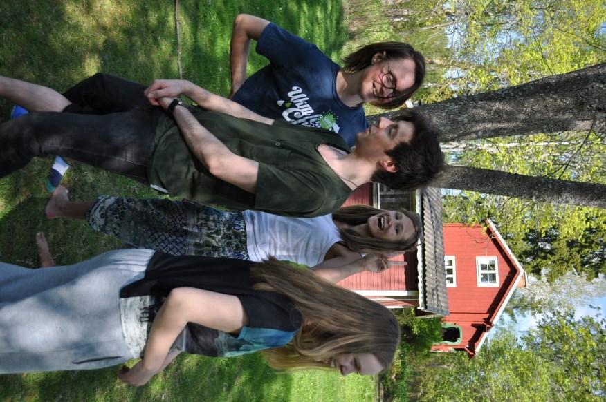 Priser till alla deltagare, tack vare lokala företags sponsring! Vill du hjälpa till? All hjälp är välkommen. Ring expeditionen.