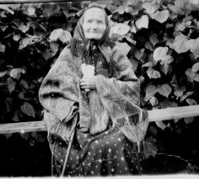Israel Larsson. Född 1845-01-13 Gissleröd 1). Död 1933-04-16 Gissleröd 6). Mathilda Lovisa Larsdotter. Född 1847-09-22 Gissleröd 1). Död 1926-10-20 Krossekärr 6). Ida Josephina Larsdotter.