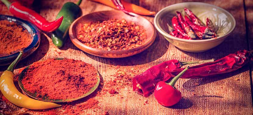 Nyhet! 5 PACK Chili Salt, 500 SHU vikt 70 gr. Här används en grön jalapeño med ursprung från Centralamerika och en röd Birds Eyes från Indien blan dad med havssalt. Mild i smaken.