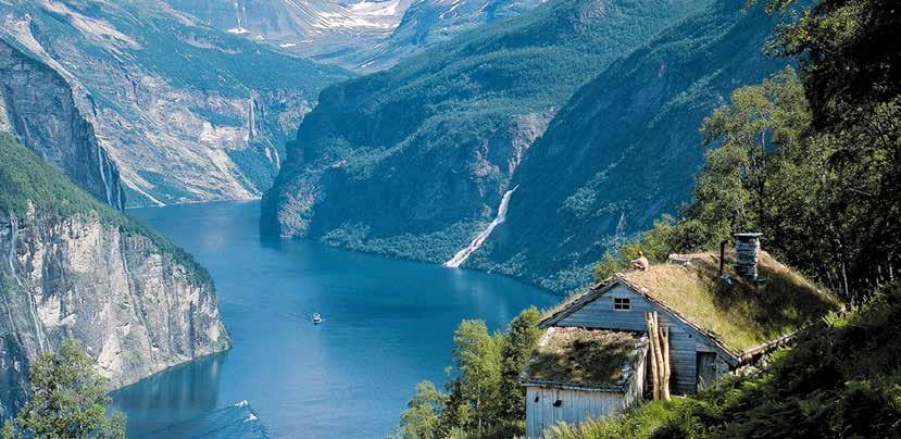 Club Eriks noga utvalda upplevelser Vi kryssar med Hurtigruten nordgående världens vackraste sjöresa Bergen till Kirkenes Detta är originalet! Ett enastående spektra av färger.