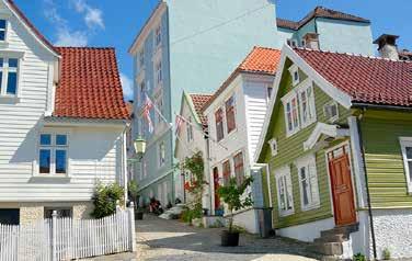 Trots att Bergen enligt norrmännen själva har 400 regndagar per år så möts vi av välkomnande leenden överallt Bergen är en plats att trivas i.