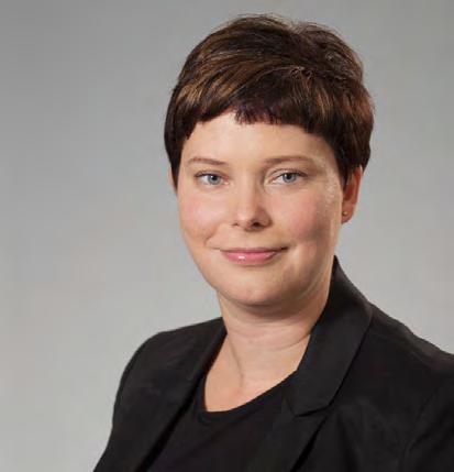 framtidsperspektiv". Symposiet ska belysa Åland idag och i framtiden ur ett globalt, lokalt, identitetsmässigt och säkerhetspolitiskt perspektiv.