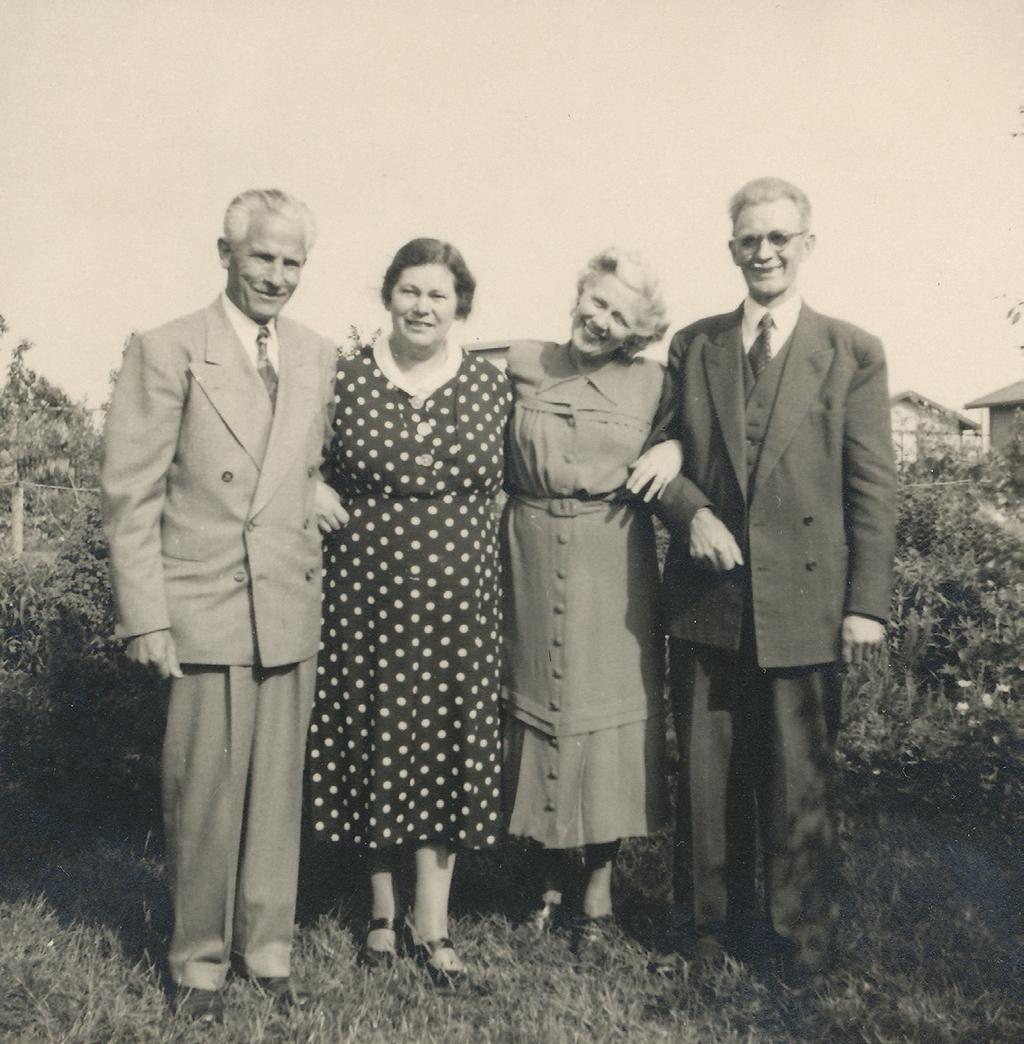 Tekla married November 24, 1910, and together with her husband, the priest Martin Viktor Olsson, they had seven sons Later they chanced name to Ollermark One of their children was Filip Ollermark,
