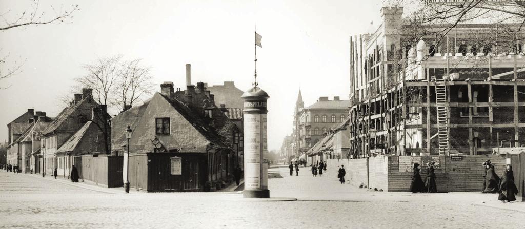 The young people, however, didn t stop long in their first home in Malmö In October, 1871, a few months after the wedding, they moved to a place east in the old town, to the block Humle and the plot