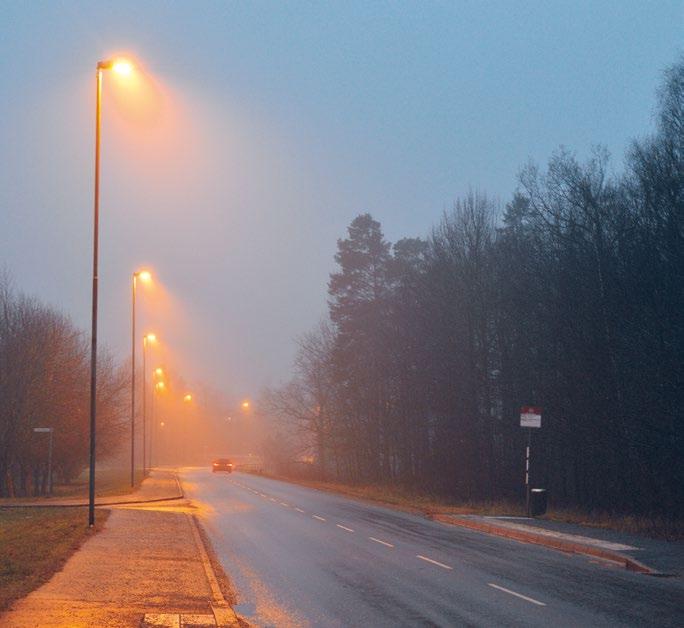 Kapitel 3. Ansvarsfördelningen mellan Trafikverket och kommunerna Kollektivt resande ska underlättas. Då har vägbelysning en betydelsefull roll.