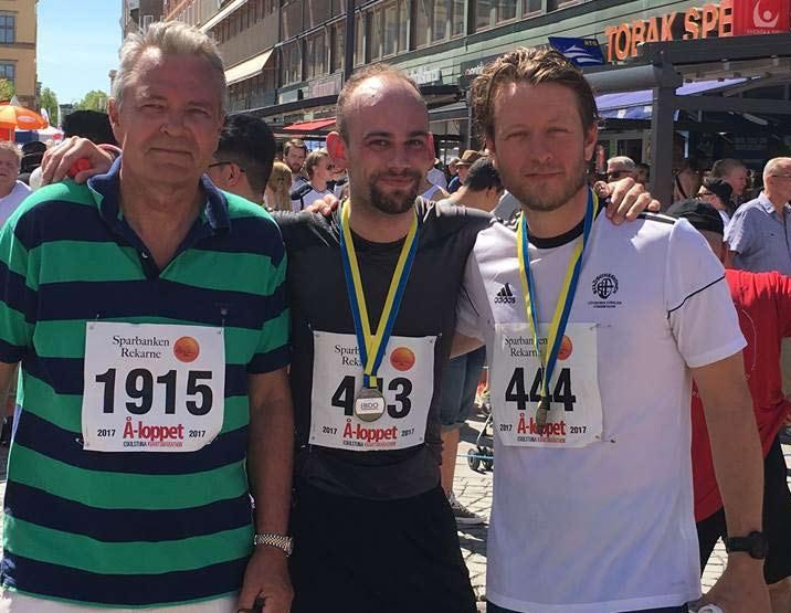 någon sekund efter. Benny som inte är någon sportkille alls var rätt nöjd med att genomföra loppet i gångklassen.