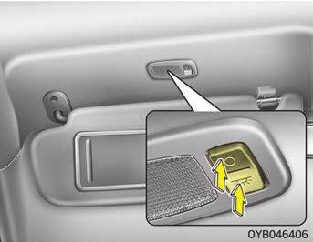 Bagagerumslampan tänds när bagaget öppnas. VIKTIGT Bagagerumslampan tänds så länge bagaget öppnas.