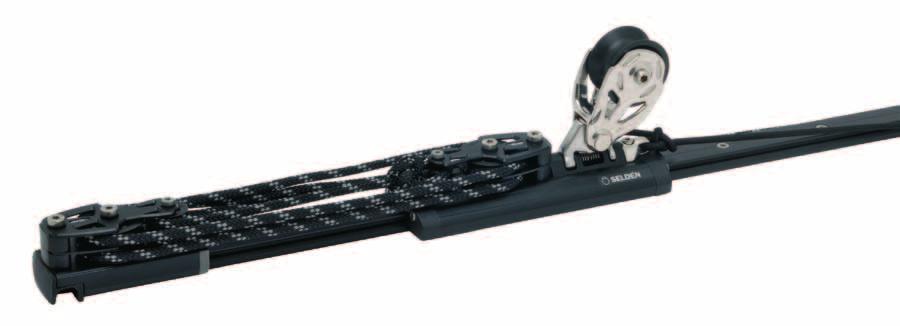 Systemet har utväxling 6:1 och Torlon lagrade aluminiumtrissor. Detta ger låg friktion och är ett exempel på den typ av ergonomisk design som gör att man kan segla längre.