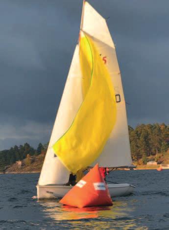 STOSKOT system 30 30 Performance 42 Skotpunkten justeras med kontrollinor och cam cleat som är monterade på ändbeslagen.
