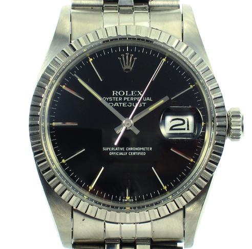 Rolex Turnograph Oyster Perpetual Datejust Superlative Chronometer Officially Certified. Automat med datum. Safirglas. Röd centrumsekund och röda siffror i datum. Vridring i 18k vitguld. Safirglas. Vattentät till 100m.