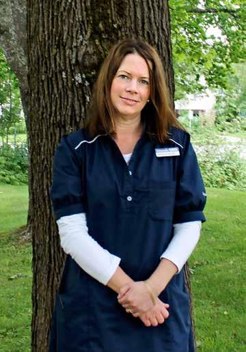 BRANSCHINTERVJU VÅRD OCH OMSORG Maria Schiller, verksamhetschef Attendo Vård och omsorgsprogrammet på Carlforsska är en del av Vård- och omsorgscollege.