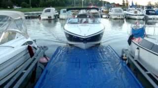 Skrovskyddsduk under båten Summering Skrovskyddsduk under båten Miljö: Kan ersätta behovet av bottenmålning