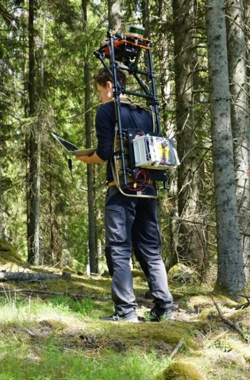 Stamprofiler kan med en stationär laserskanner mätas automatiskt med ca 1 cm noggrannhet (RMSE) 1.