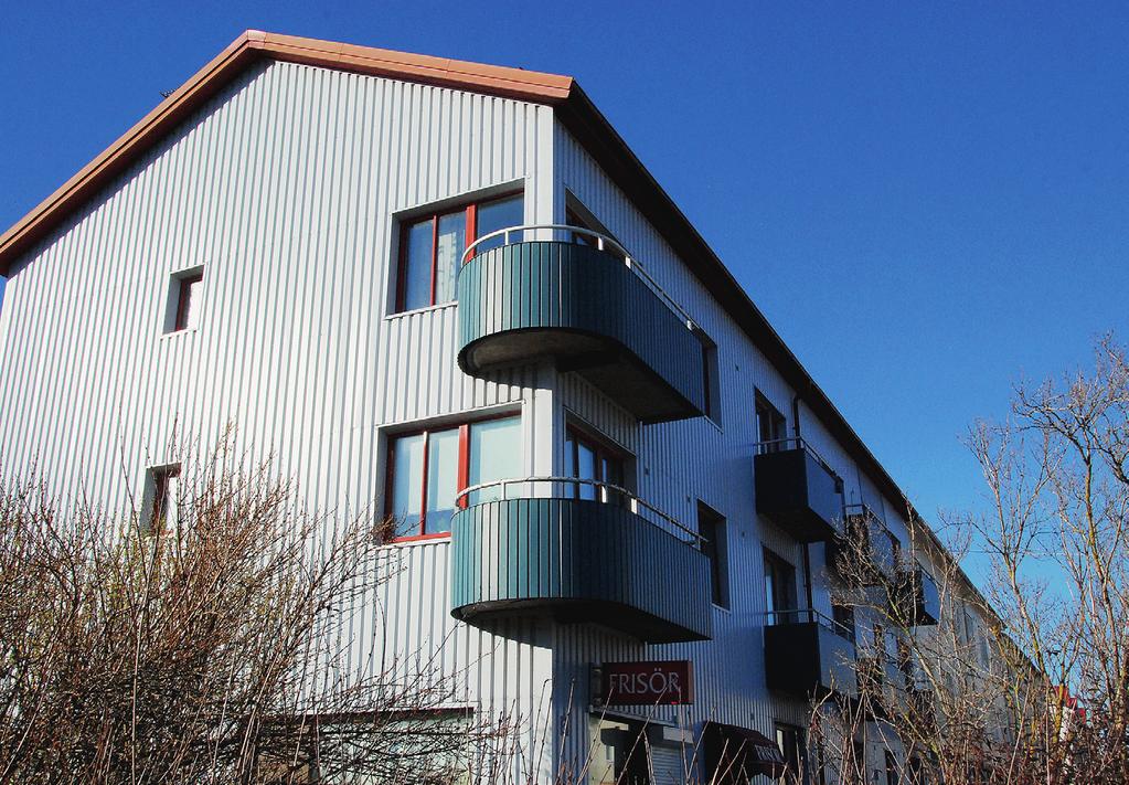 tilläggsisolering av väggar och vindsbjälklag. Det kan ha varit en anledning till att många byggnader til läggsisolerades trots att det många gånger inte var den effektivaste åtgärden.