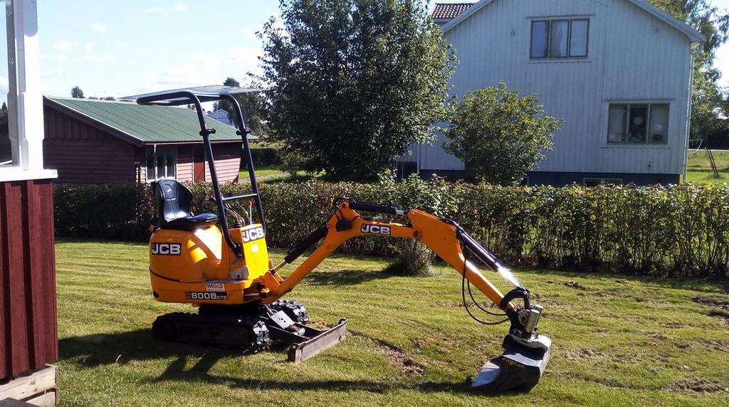 Mindre grävarbete utföres med minigrävmaskin.