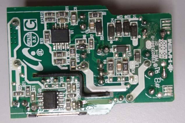 17EV2198). En kontroll hos Samsung konfirmerade misstanken, konstruktionen vi provat är en kopia.