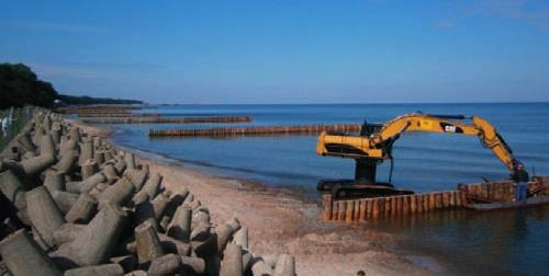 Krossten från Flivik räddar strand i Polen Sten för skydd mot erosion av stränder är ett nytt område för Nybrogrus.