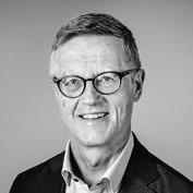 OLOV ROLANDSSON PROFESSOR I ALLMÄNMEDICIN 1 JANUARI 2015 Olov Rolandsson föddes 1954 i Nordmaling. Han avlade läkarexamen vid Umeå universitet 1991 och blev specialist i allmänmedicin 1998.
