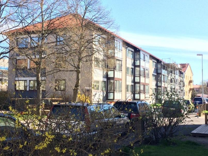 Brf KRIGAREN Brf Krigaren är en Riksbyggenförening i Halmstad. Bostadsrättsföreningen består av tre huskroppar med byggår 1966-1967.