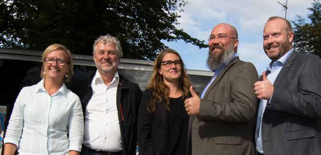 Andersson. TRÄ & TEKNIKMÄSSAN Under Trä&Teknik-mässan i Göteborg i oktober höll vi ett studiebesök för deltagarna och visade upp Stadsskogenskolan.