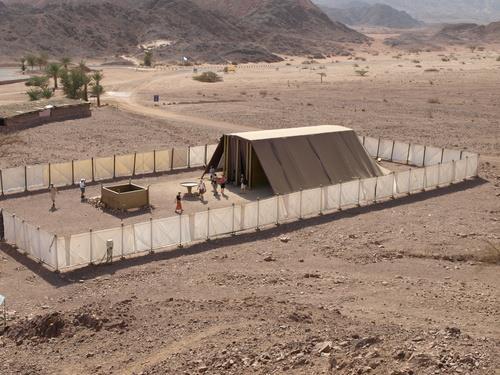 EXODUS - 2 MOSEBOK Förbundet vid Sinai kap19-24 Tälthelgedomen kap