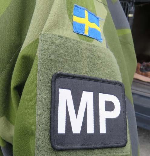 1.14.4. Militärpolis Bild 1:10 Militärpolisens armtecken. Anders Lindell /FM Militärpolistjänsten fullgörs som ordningstjänst, utredningstjänst och säkerhetstjänst.