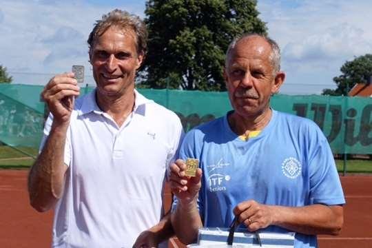 lyckades vinna andra set med 6-3 och sedan tredje set med 6-4. I tredje set följdes vi åt till 4-4 och som vanligt var det bara någon enstaka boll som avgjorde matchen.