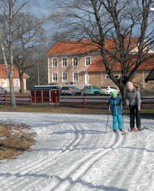 Karaktärsfull bebyggelse Flera större byar med fi n landsbygdsatmosfär är knutna till mellanbygden. Här återfi nns Stora och Lilla Silpinge som två fi na exempel.