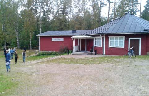 STRÅNGAMÅLA Björkeryd Trånhem Harkniven I Strångamåla möts mellanbygden och skogsbygden. Här löper vägar samman från alla väderstreck.